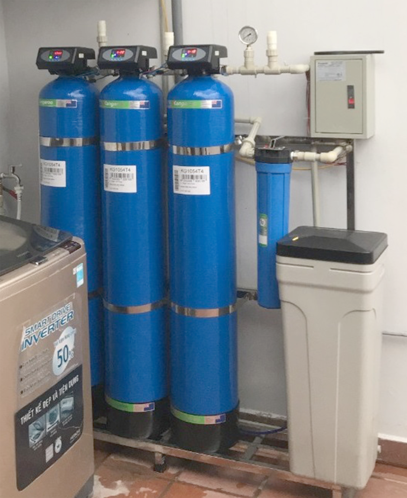 Bộ lọc tổng Kangaroo 4 cấp KG1054LT-4 van tự động 1000l/h siêu lọc