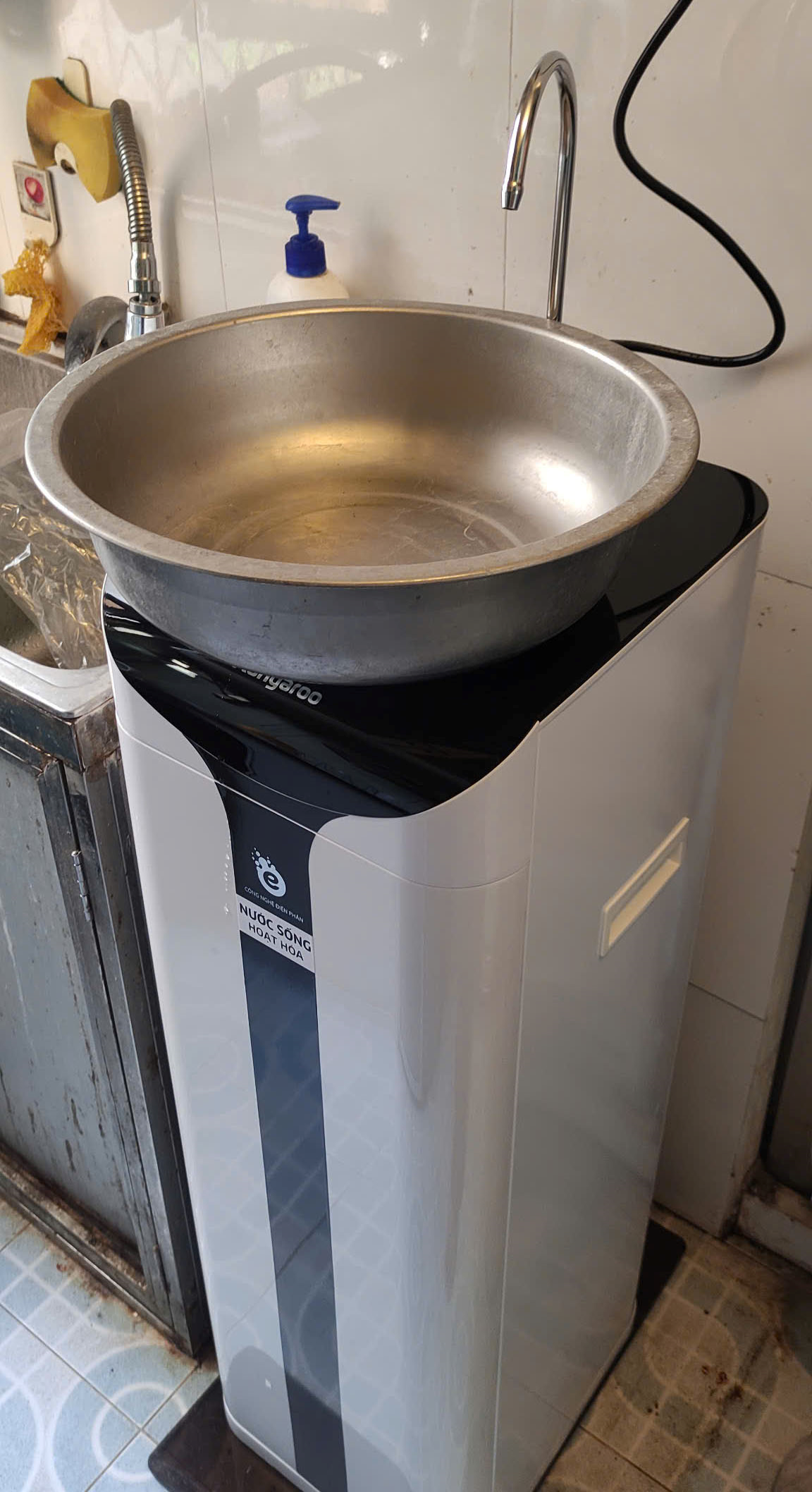 Máy lọc nước Kangaroo Hydrogen ion kiềm KG100ES1 Mới 2026